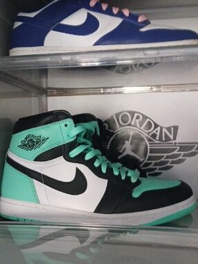 Jordan 1 High Mint Color Men 9.5 Worn One Time, Great Condition